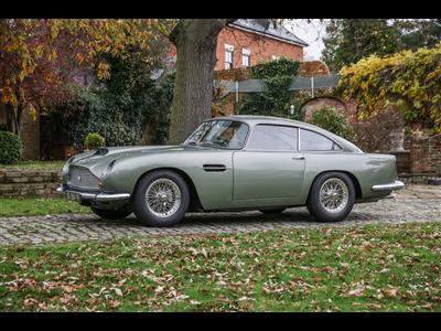 Aston Martin+DB4